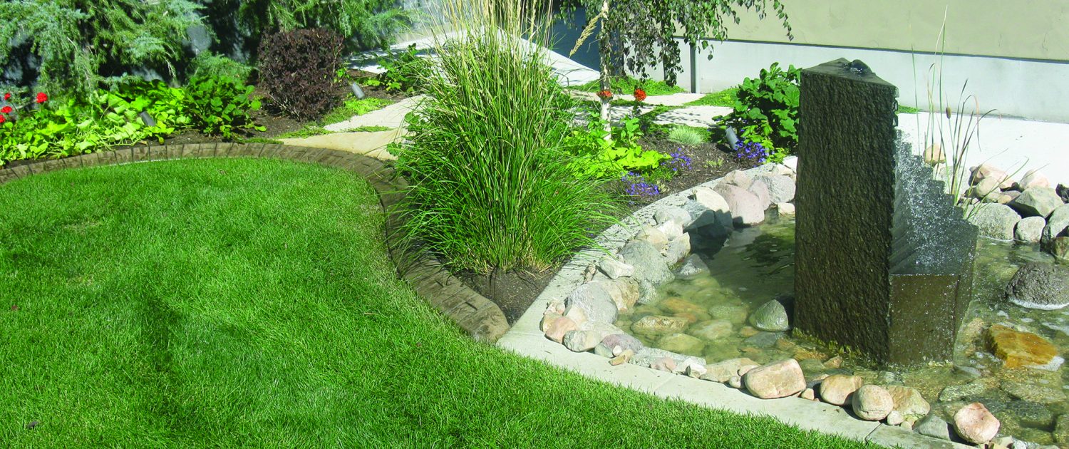 Landscape Curbing in Flower Beds